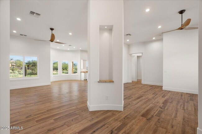 Building Photo - 3117 N 77th St