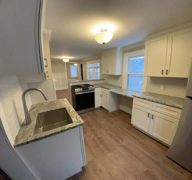 Building Photo - 3424 Garfield Ave