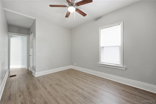 Building Photo - 80 Anderson Pl