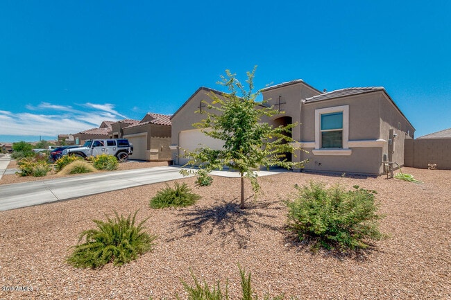 Building Photo - 5003 E Smoky Quartz Rd