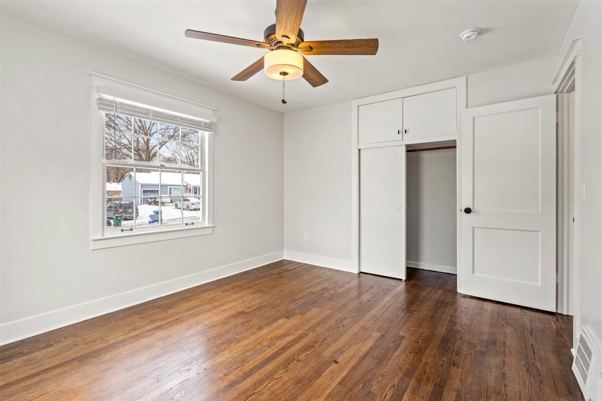 Building Photo - 5527 Linden St