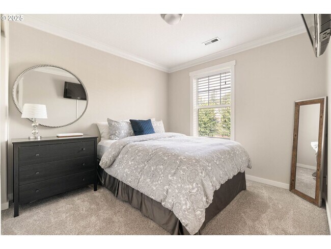 Building Photo - Beautiful 4 Bed, 3 Bath Canby Home for Rent