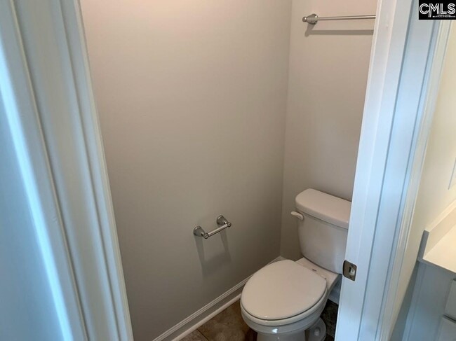 Building Photo - 216 Freeman Dr