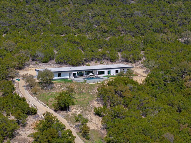 Building Photo - 9400 Ranchland Hills Blvd