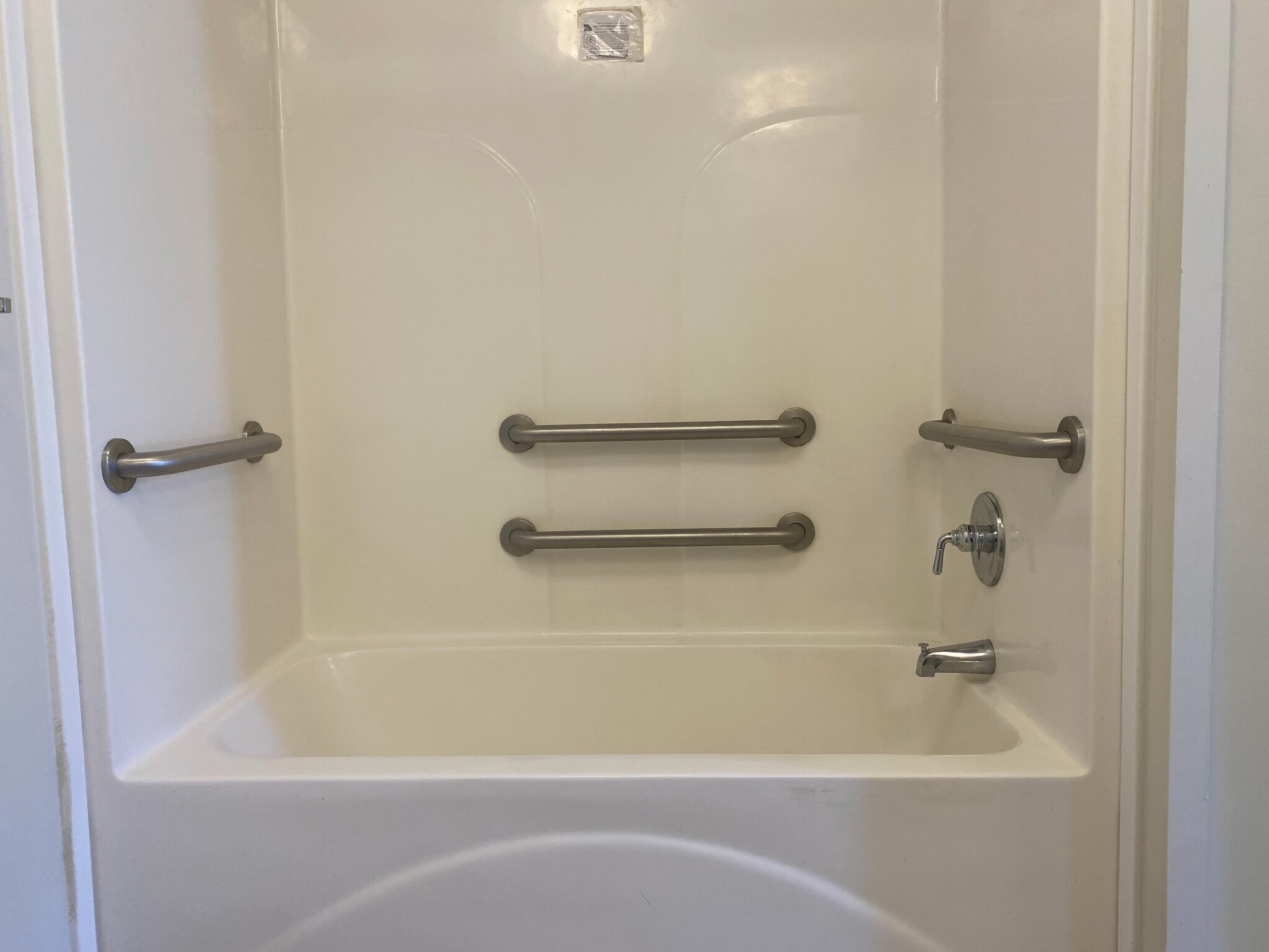 Building Photo - 17050 Meridian Blvd