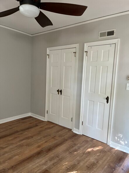 Building Photo - 1700 N Elm St