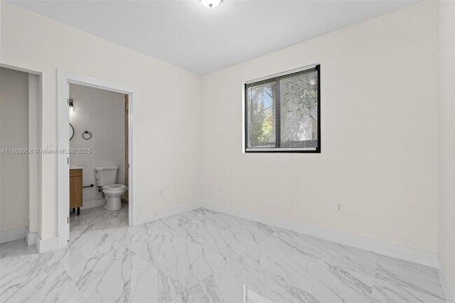 Building Photo - 742 NW 70th St