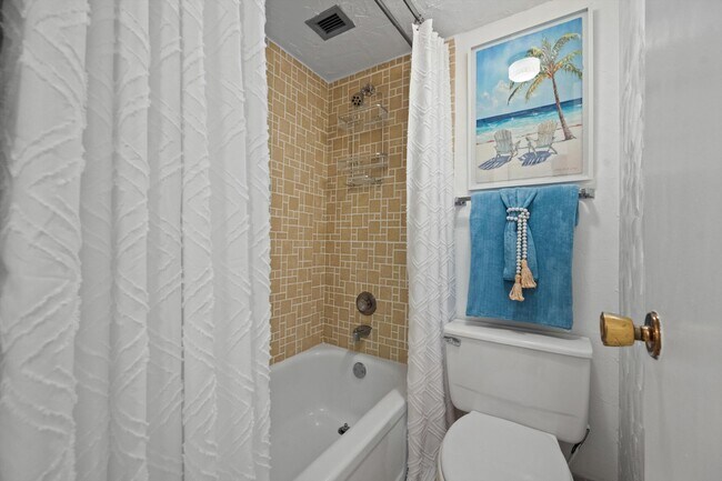 Building Photo - 3540 S Ocean Blvd