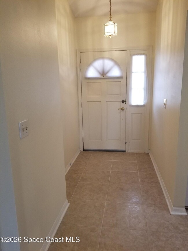 Building Photo - 3584 Muirfield Dr