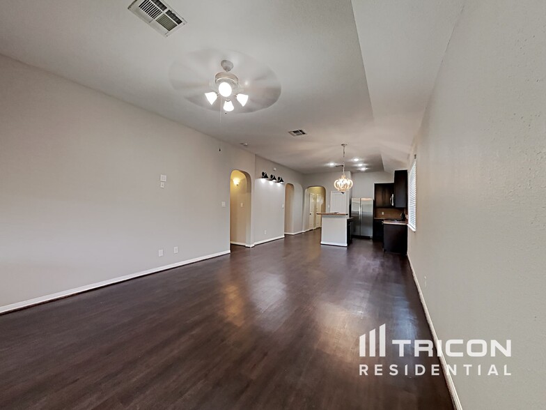 Building Photo - 21566 Alexa Forest Dr