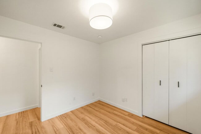 Building Photo - 4707 Alta Loma Dr