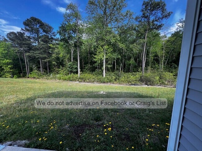 Building Photo - Eagles Ridge- Fishers Cove