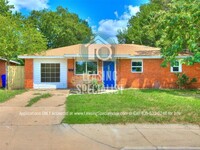 Building Photo - 4 Bedroom House In the Heart of Norman!
