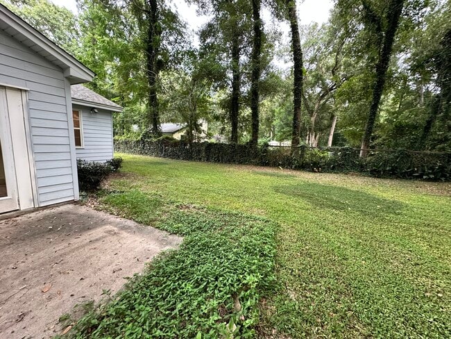 Building Photo - 6516 War Admiral Trail