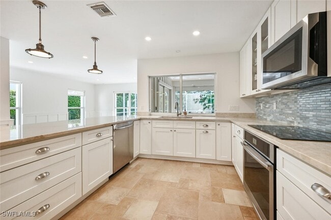 Building Photo - 508 Devils Ln