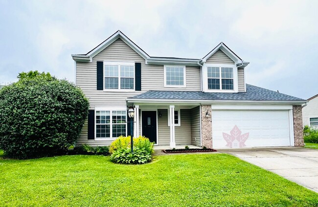 Primary Photo - Beautiful Updated 4 Bed 2.5 Bath Westfield