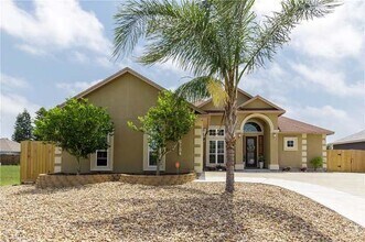 Building Photo - 15134 Barataria Dr