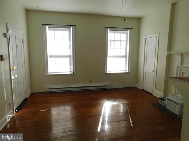 Building Photo - 311 N Braddock St