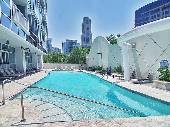 Building Photo - 3338 Peachtree Rd NE