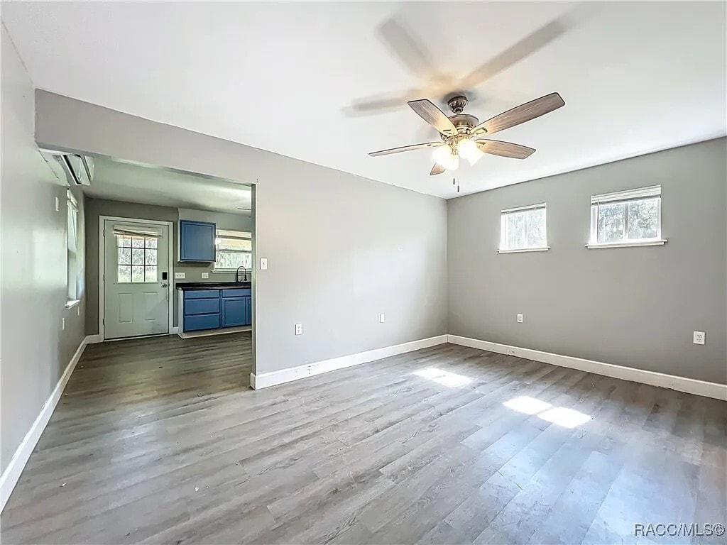 Building Photo - 13691 E Hwy 25