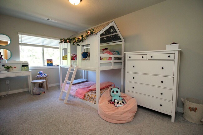 Building Photo - New Construction 3 Bedroom Townhome at Ple...