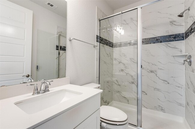 Building Photo - 13445 Loyla Ct