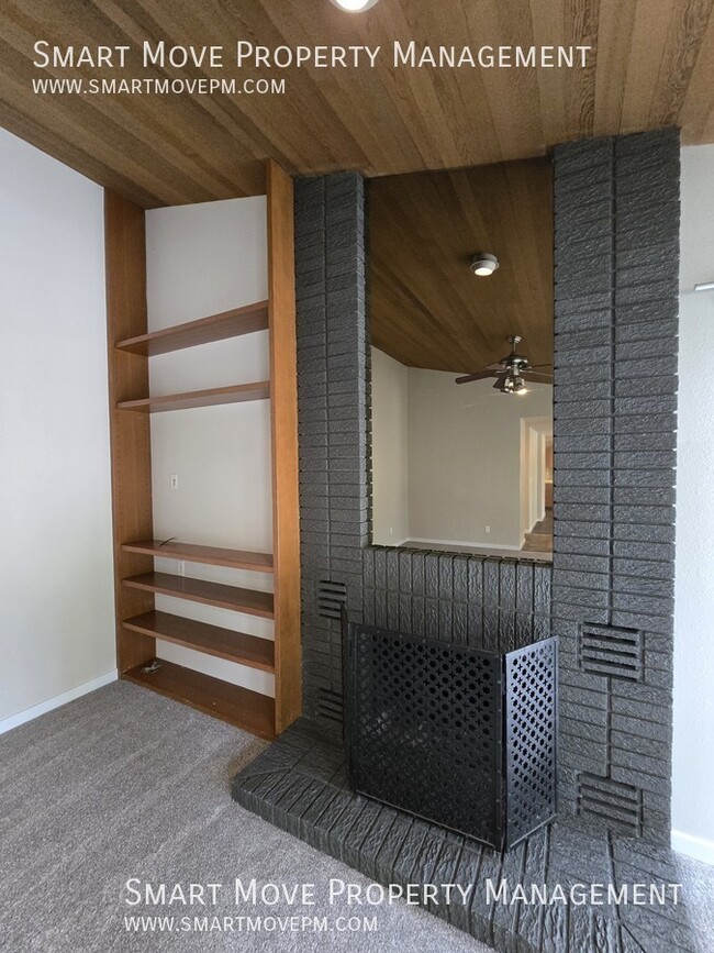 Building Photo - 945 Hearthstone Dr