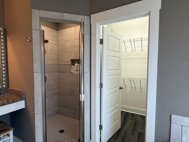 Building Photo - Beautiful Craftsman Style 2 Story Home in Parkerson`s Mill