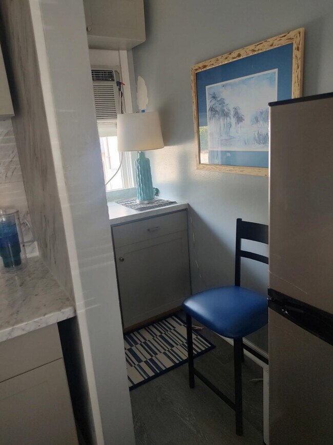 Building Photo - 307 Flagg St