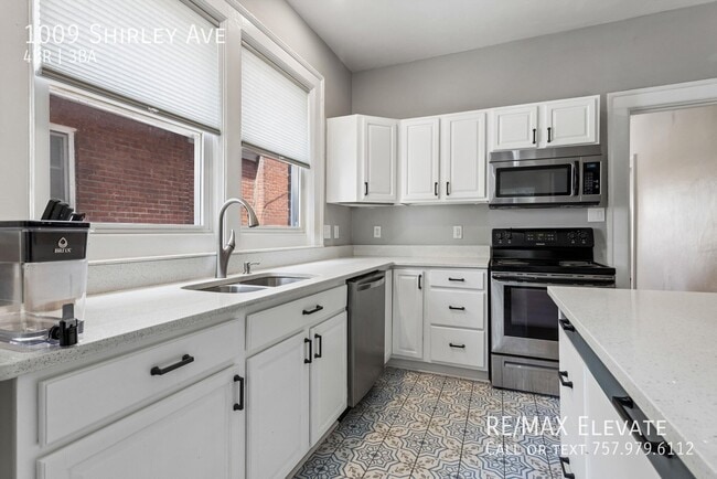Building Photo - 1009 Shirley Ave
