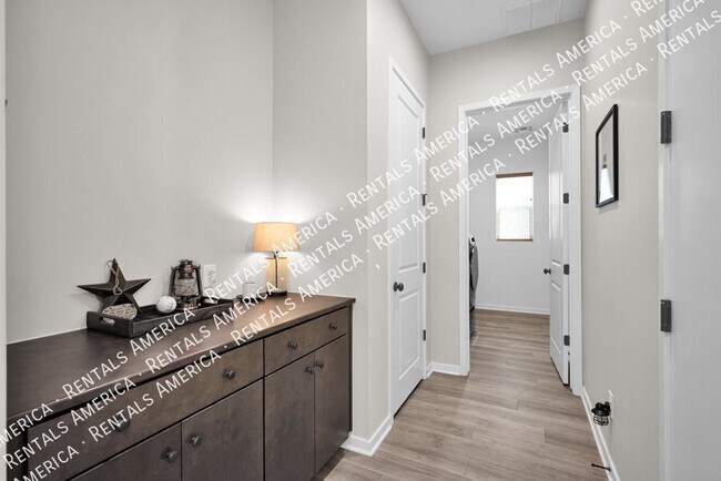 Building Photo - 22700 E Arroyo Verde Dr