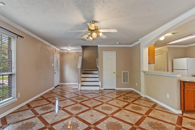 Building Photo - 14072 Broken Arrow Dr