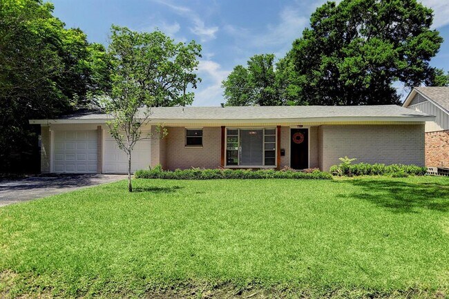 Primary Photo - 10050 Haddington Dr