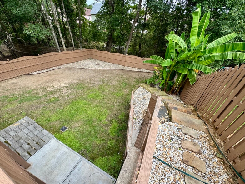 Building Photo - 6035 Falls Landing Dr