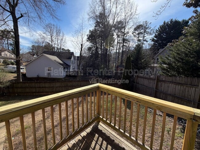 Building Photo - 2063 Winsburg Dr