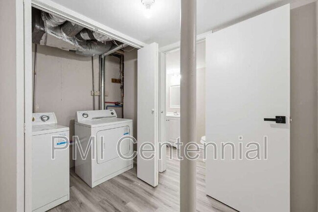 Building Photo - 6413 Wedgewood Trce
