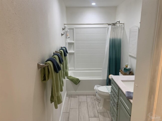 Building Photo - 2866 Villa Woods Cir