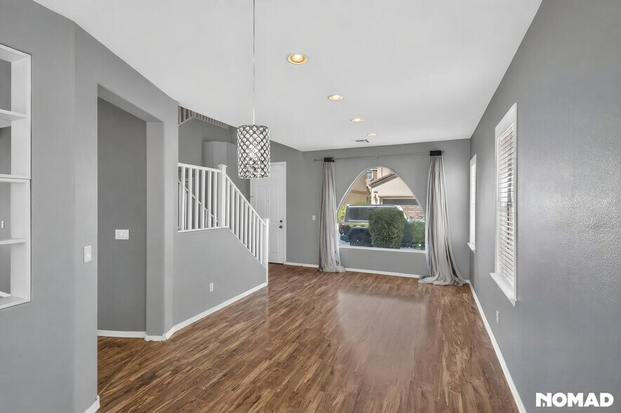 Building Photo - 8528 Myrsine Ct