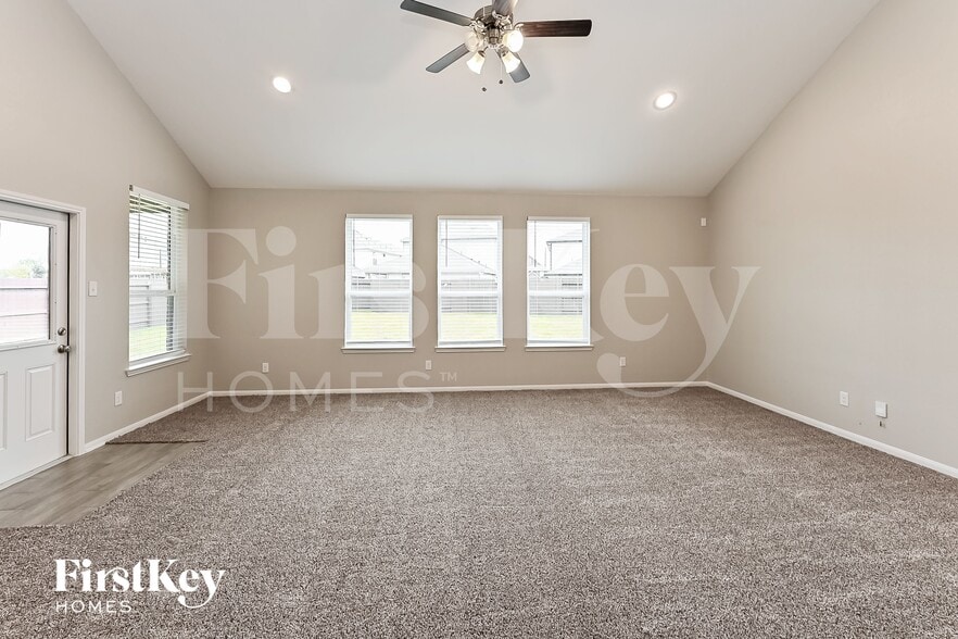 Building Photo - 15319 Kinord Run Dr