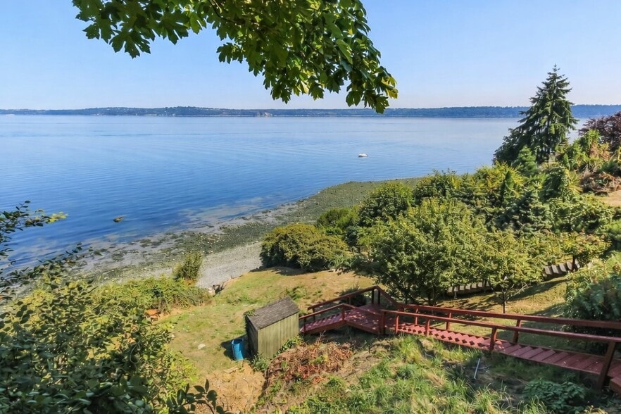 Building Photo - 8232 SW Hawthorne Ln