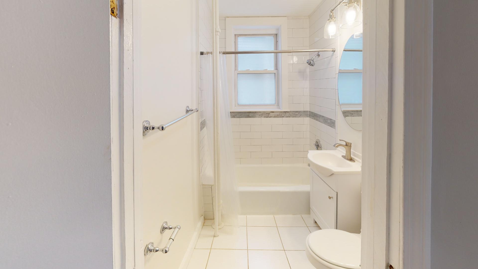 Apt 15 - 222 Hanover St