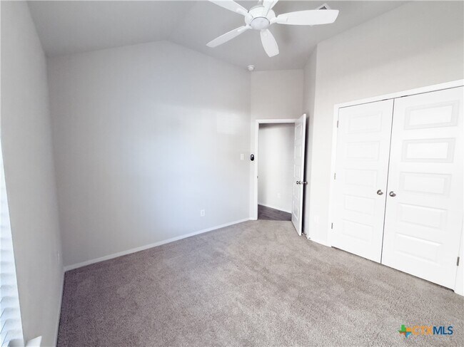 Building Photo - 139 Lyndon Dr