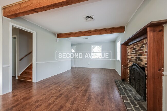 Building Photo - 223 Carla Ann CT