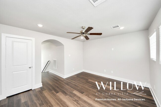 Building Photo - 10518 Moon Vly Ln