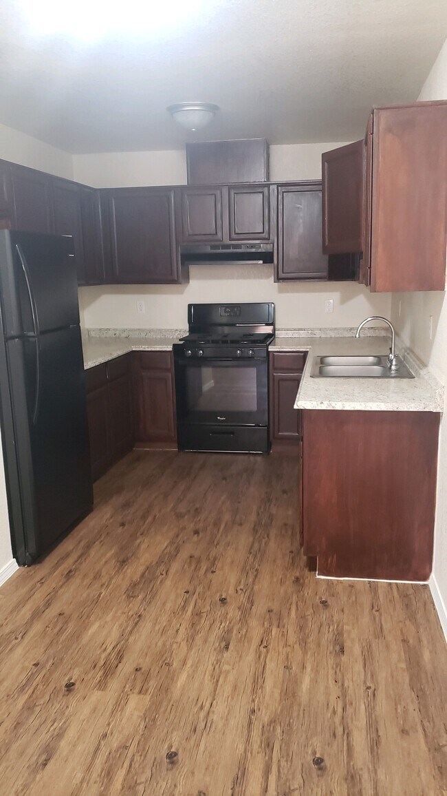 Prado Apartments 151 S Prado Rd El Paso TX 79907 Apartment Finder