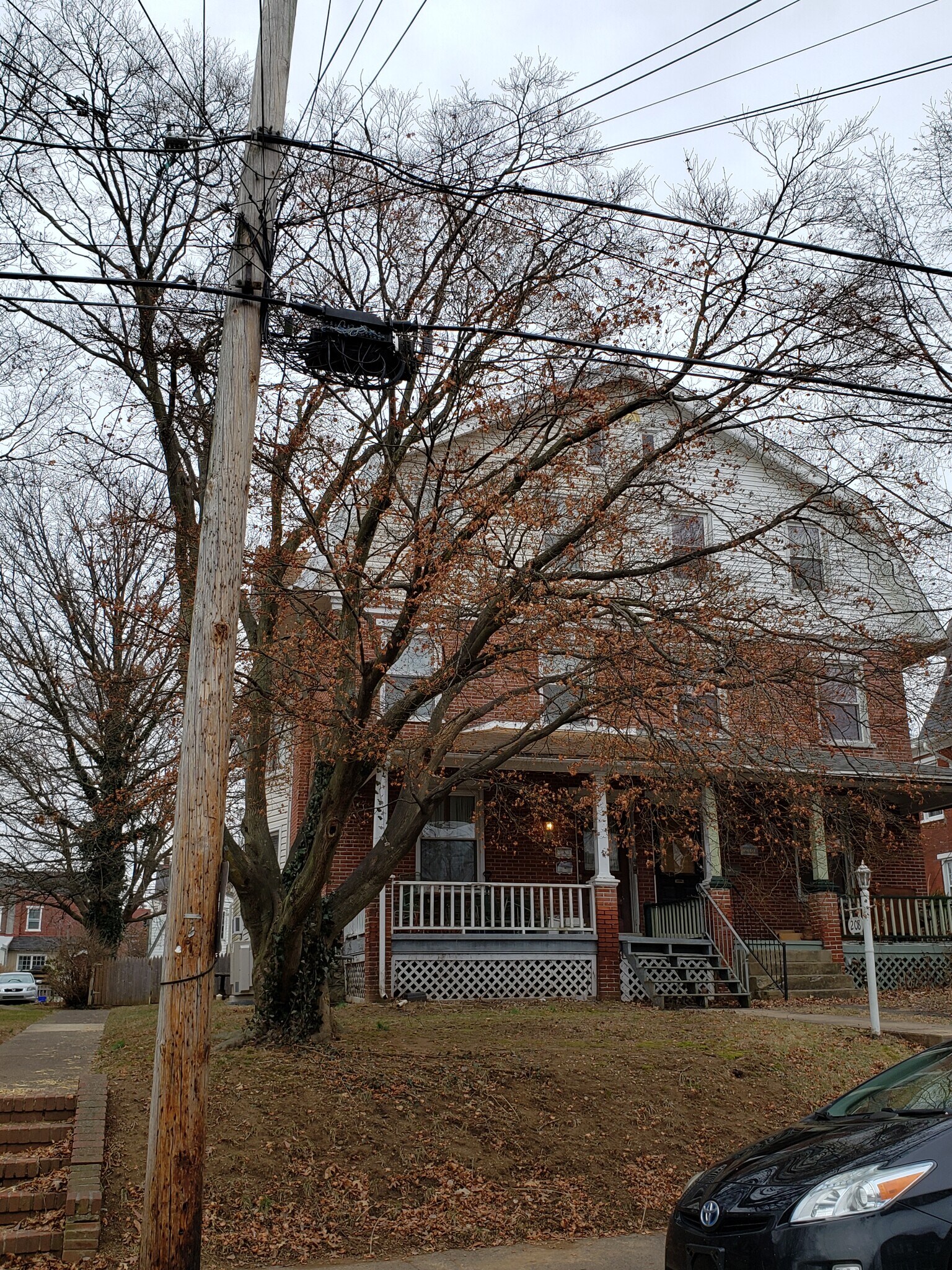 Building Photo - 208 N Penn St