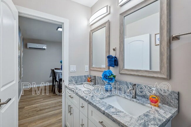 Building Photo - 437 Riverfront Dr