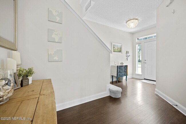 Building Photo - 2924 St Johns Blvd