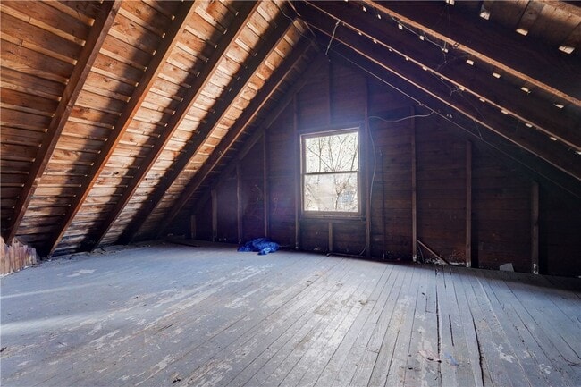 Building Photo - 461 Parsells Ave