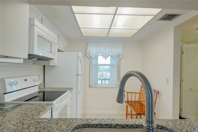 Building Photo - 3030 Binnacle Dr